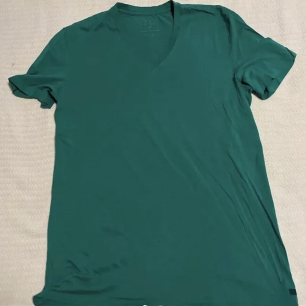 NWOT Armani Exchange Teal Pima Cotton V Neck T Shirt Size Medium soft